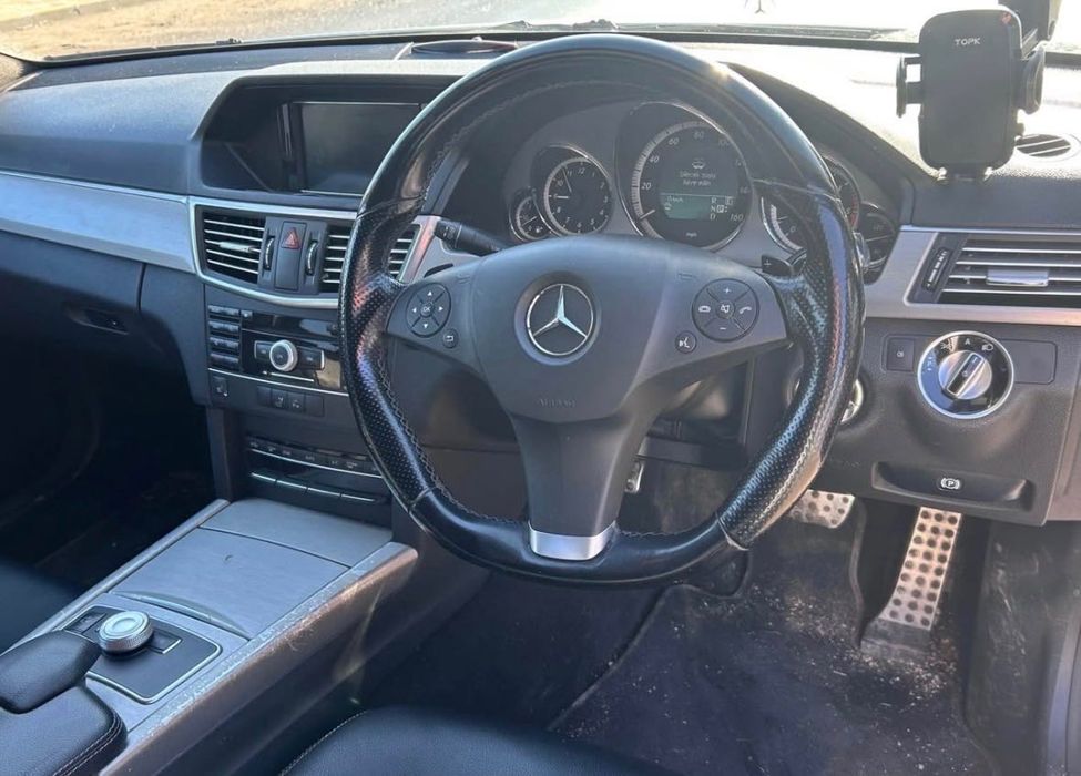 Mercedes E-Class AMG на части