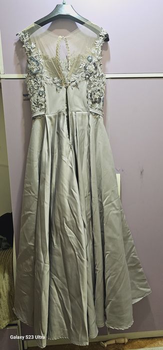 Платье вечернее  с камушками