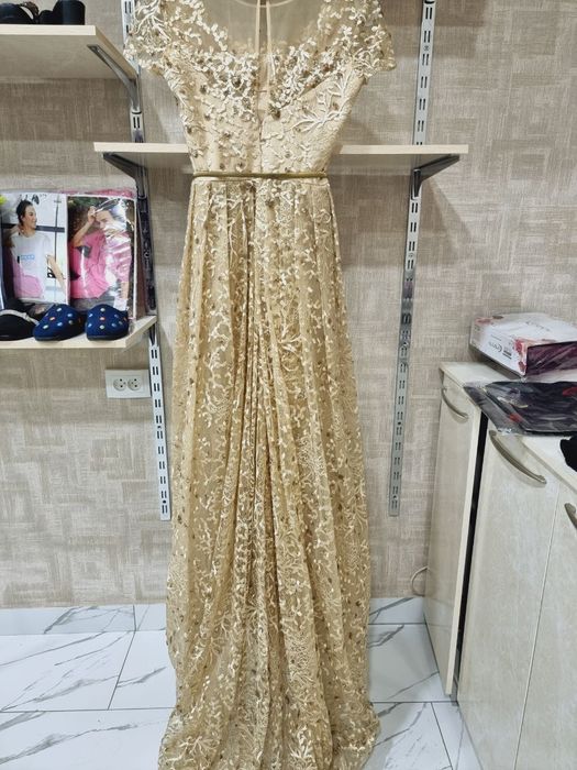 Vecherniy kòylak. Turkiya. 38 razmer.