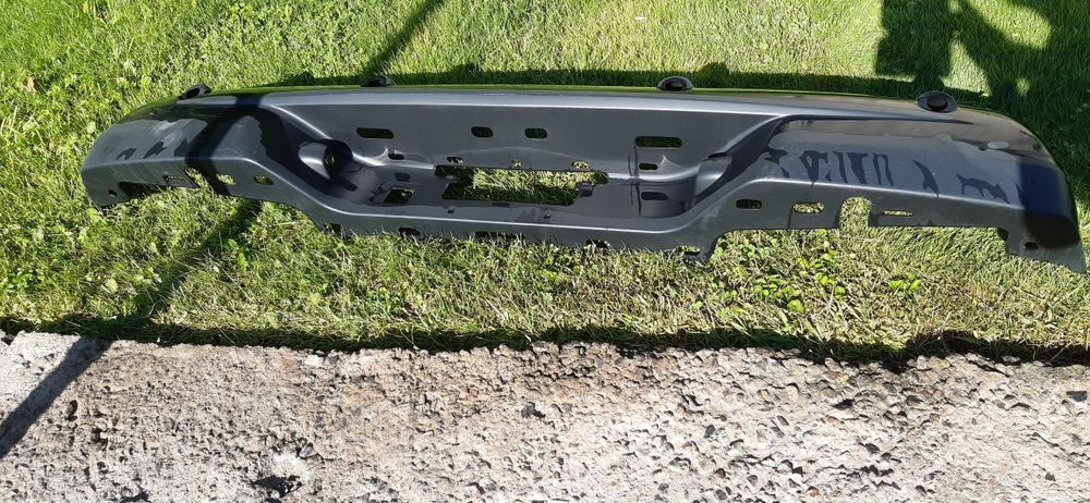 Задний бампер на Cadillac Escalade