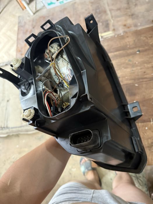 Фара приора 2 оригинал правая бош