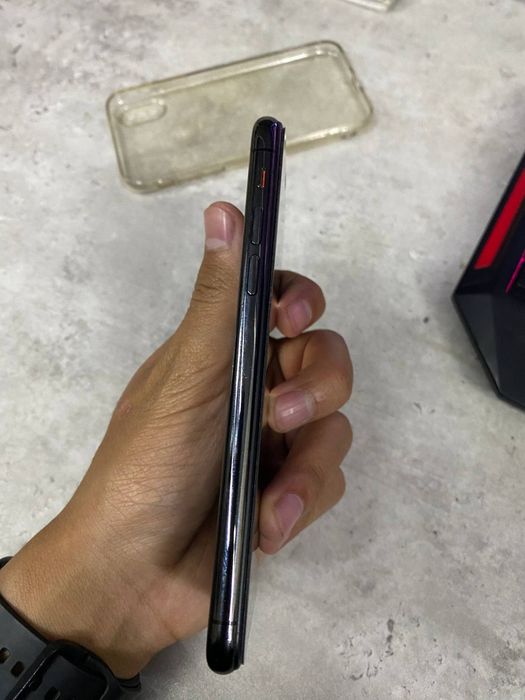 Iphone X 256 gb qora