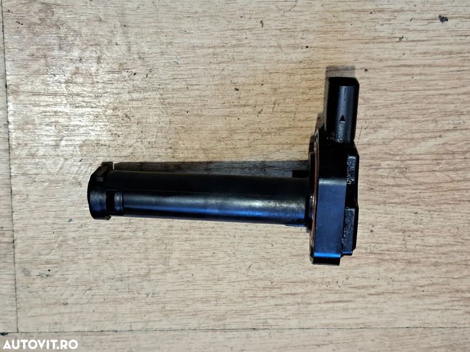 Senzor sonda nivel baie ulei in stare foarte buna Originala BMW E81 E87+LCI E90+LCI E91+LCI E60+LCI F10 E63 F06 E65 F01 E84 E83+LCI F25 E53 E70+LCI E71 E85
