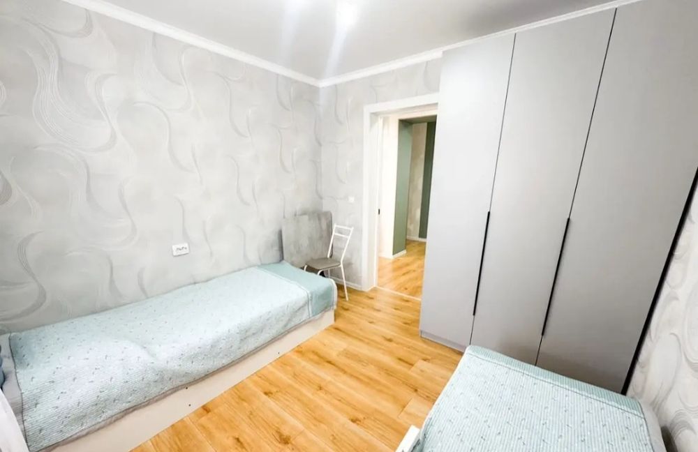 продам 4-х ком. 85кв. 3мкр. 3-этаж