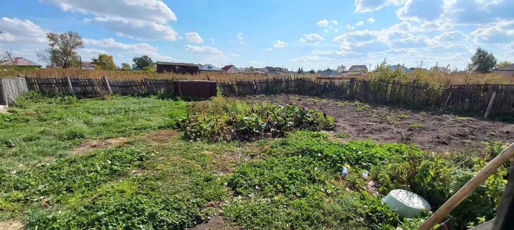 Продам жилой дом с центр отоплением.