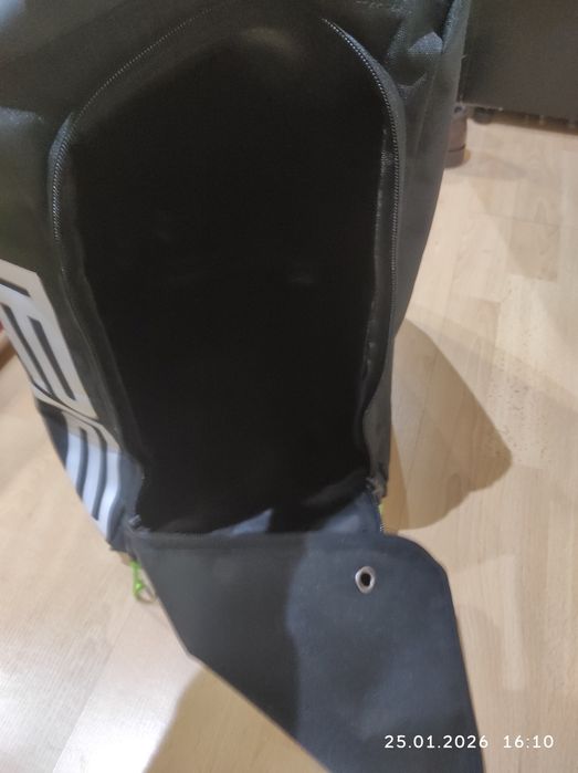 Продам чехол для горнолыжных ботинок