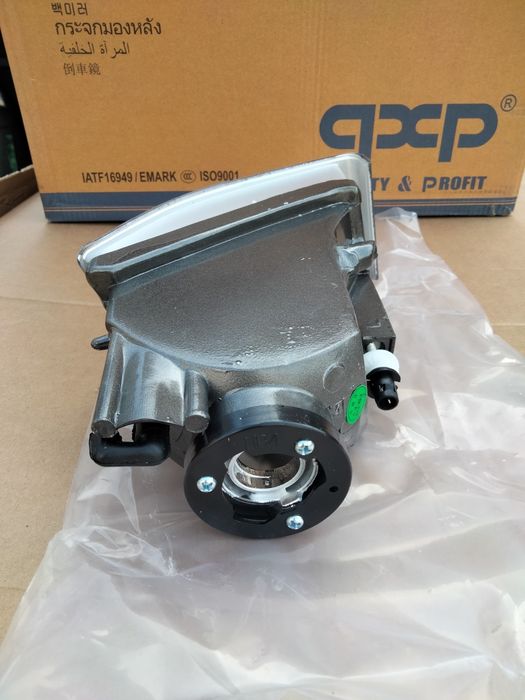 Противотуманка Тойота Прадо 120