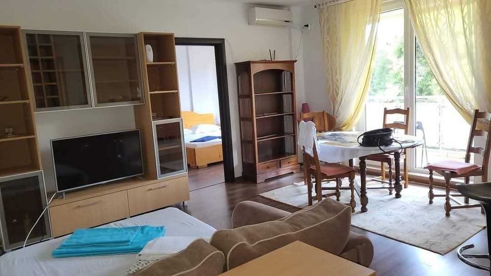 Apartament langa Acapulco Eforie Nord /camere de inchiriat la casa  Eforie Nord