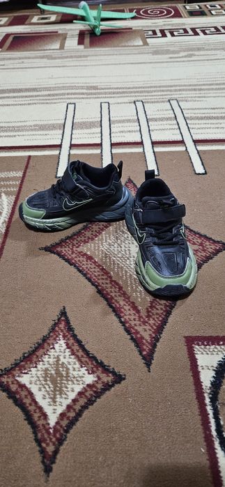 Кроссовки для мальчика.