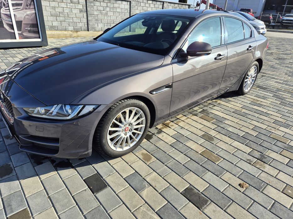 Jaguar XE  2.0 diesel 180 CP 2016