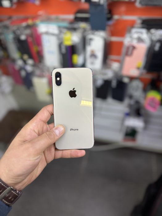 Айфон xs 64 гб в отличном состоянии