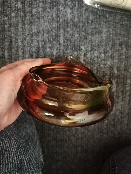 Продам пепельницу