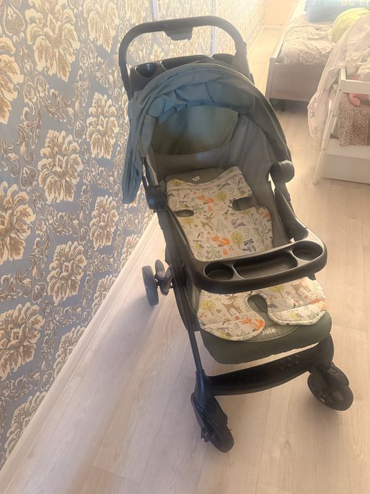 Продается коляска Joie Muze (Laurel)