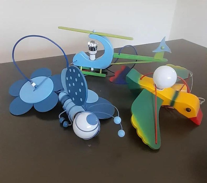 Люстры и светильники