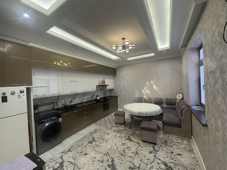 Срочна 2,4 сотих участка сотилади