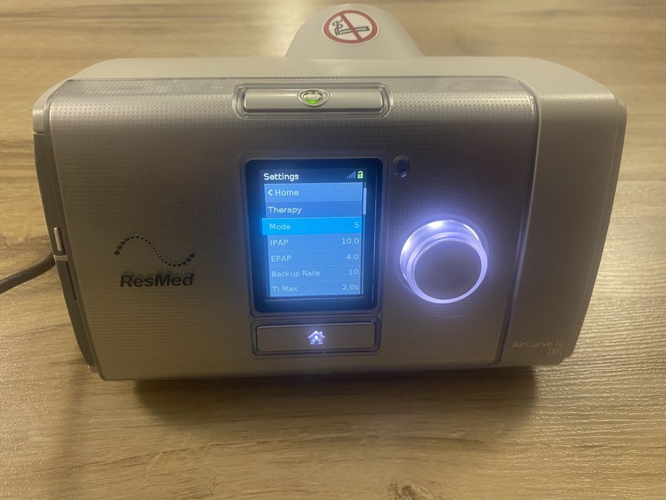 Aparat BiPap pt apnee model Resmed AirCurve 10 ST