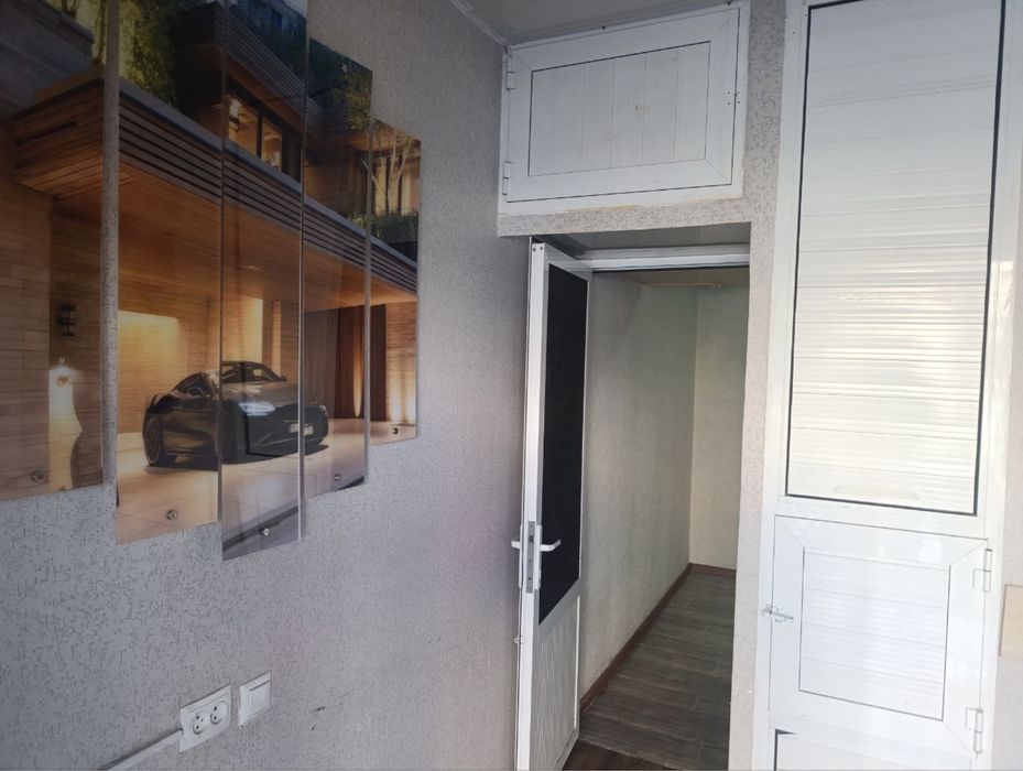 Навоида Офис узок мудатга ижарага берилади