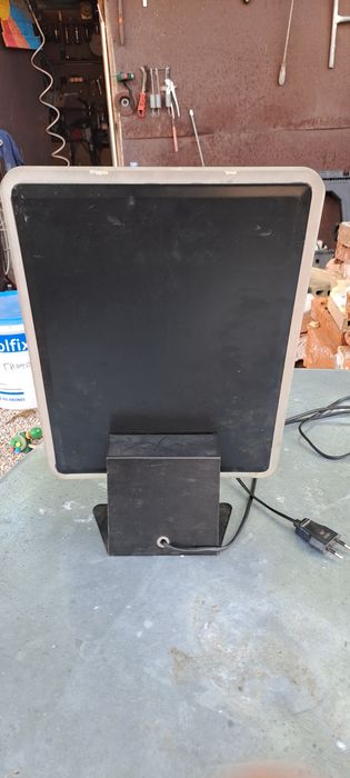 Светеща реклама.