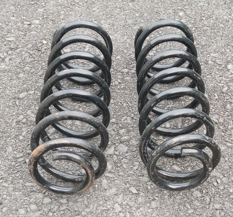 Продам пружины на audi 100 c4 универсал