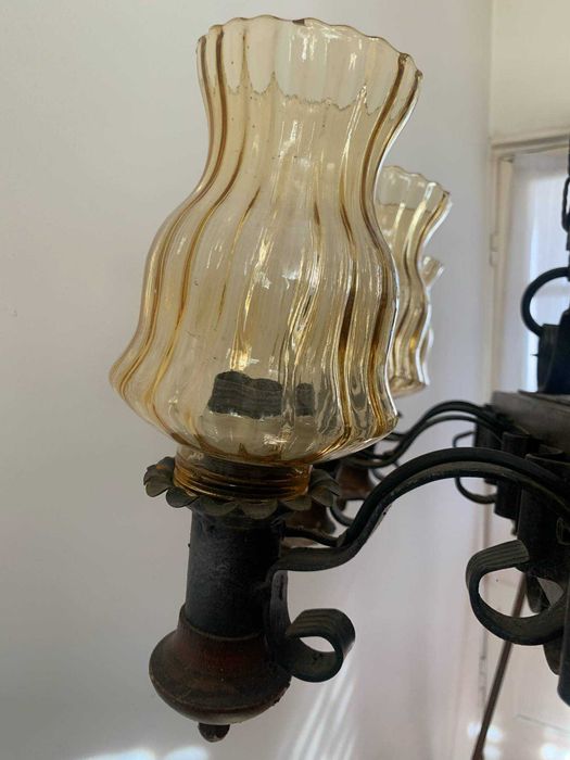 Candelabru din lemn cu fier forjat