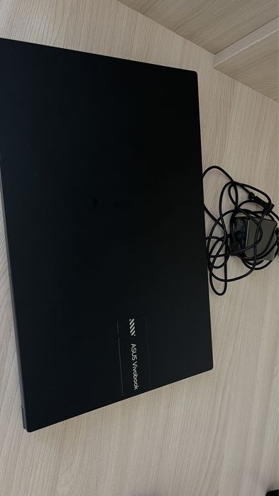 Asus Vivobook,512 гб,ОЗУ 16