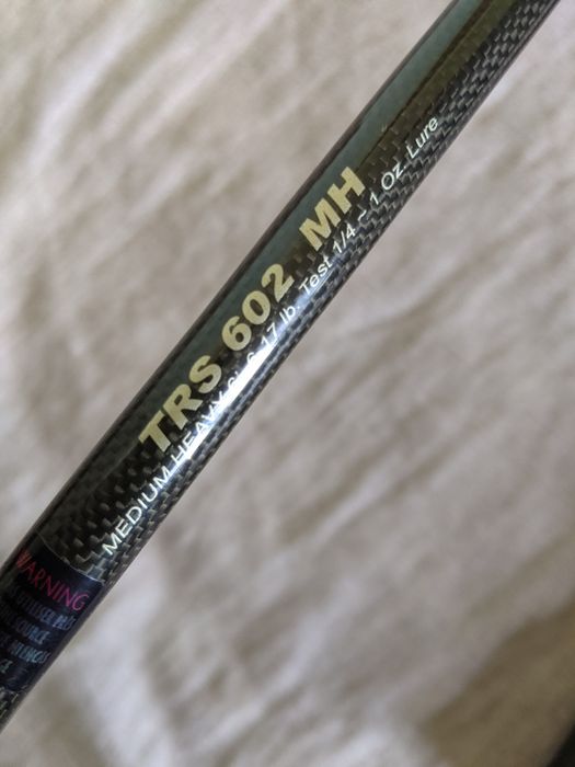 Продам спиннинг Sakura