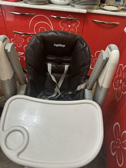 Детский стульчик для кормления