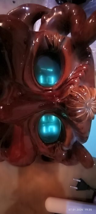 Часы электронные.