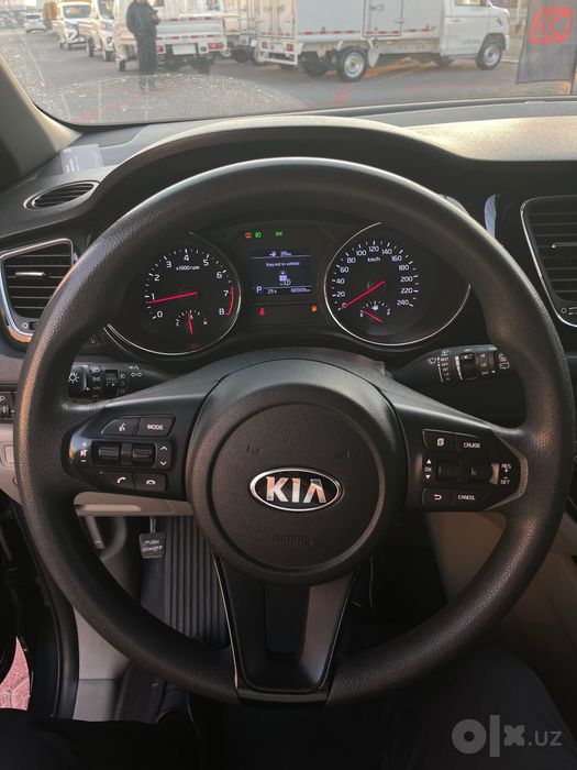 KIA Carnival 3,5L avtomobil arendaga beriladi !