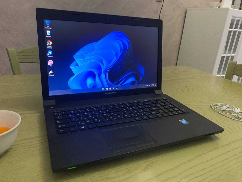 Ноутбук Lenovo, Windows 11, 500гб памяти