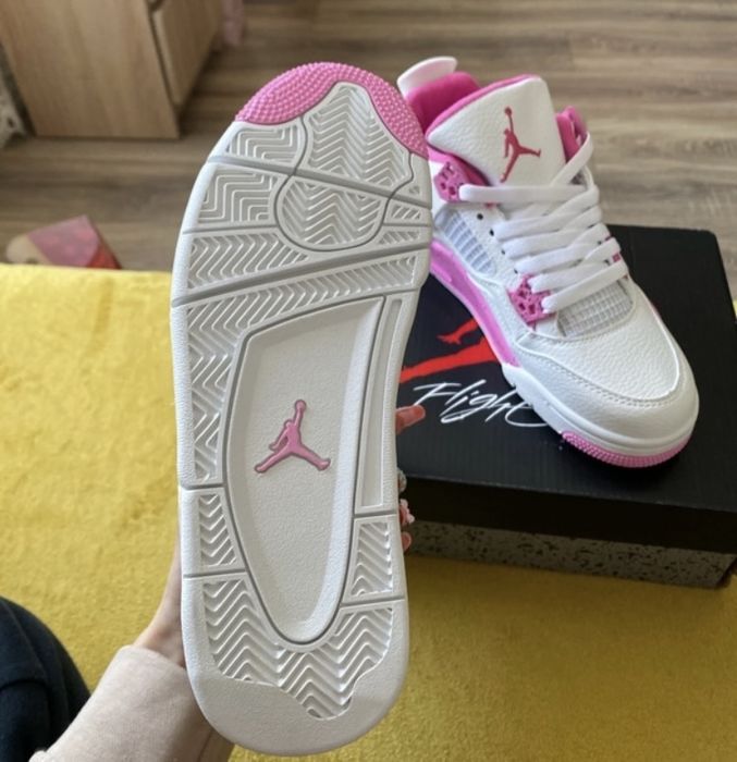 Jordan 4 oreo pink 38