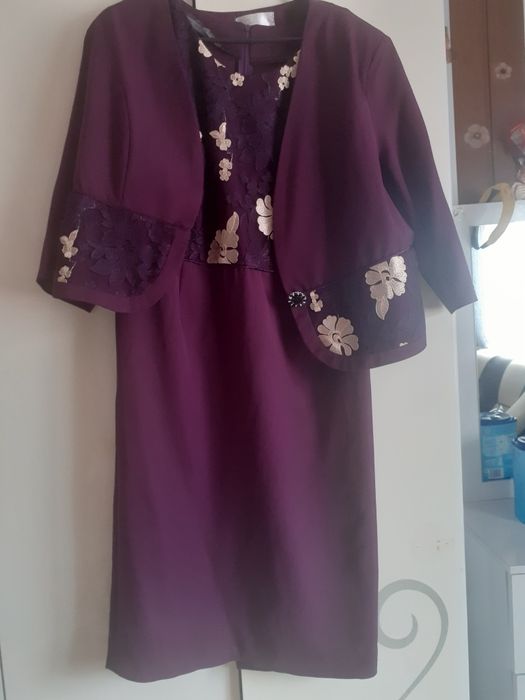 Costume elegante damă cu sacou și rochiu