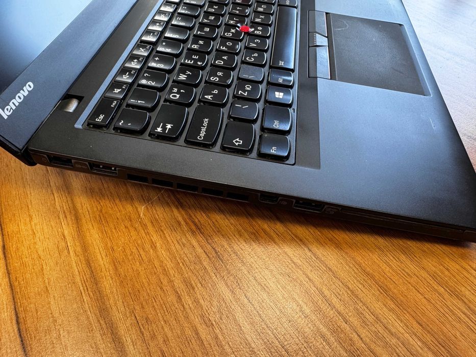 Lenovo ThinkPad T450s – i5 / 8GB RAM / 240GB SSD / 14"