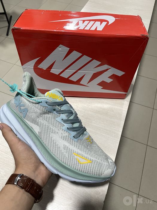 Hoka спортивный обувь