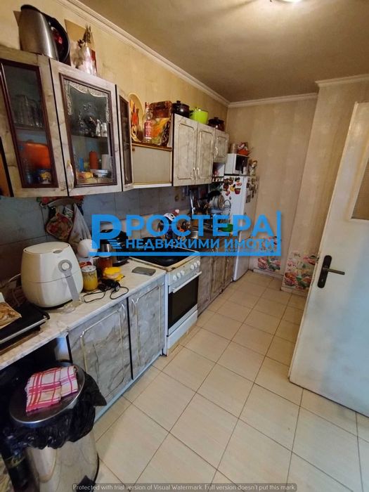 Продава се Тристаен апартамент в Търговище, Запад 2 - 90 кв.м за 816 €/кв.м - Снимка #6