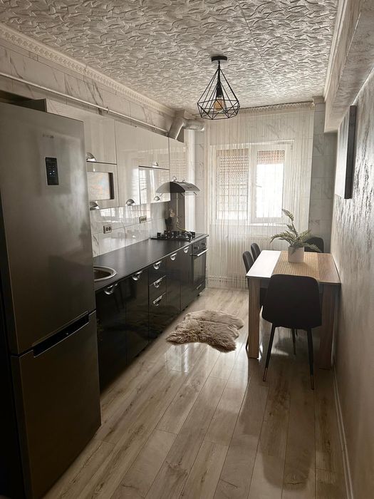 Vând apartament doua camere