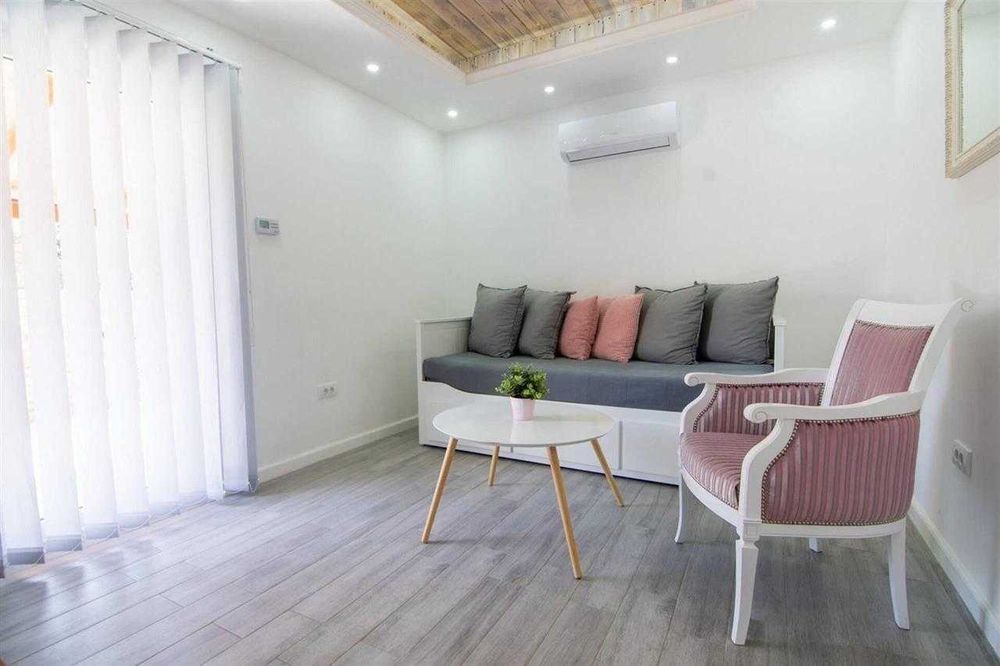 Дава се под наем Къща в с. Марково, Област Пловдив - 290 кв.м за 918 € - Снимка #4