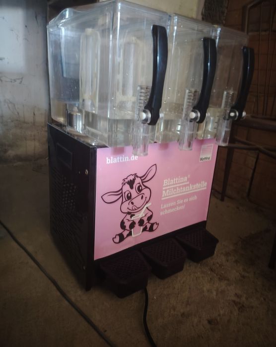 Машина за студен сок и айрян