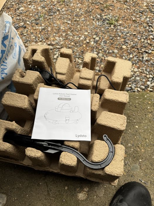 Бассейн робот пылесос