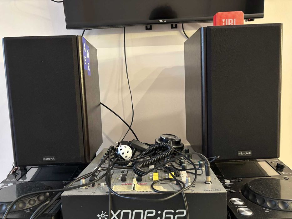 Акустическая система Microlab 2.0