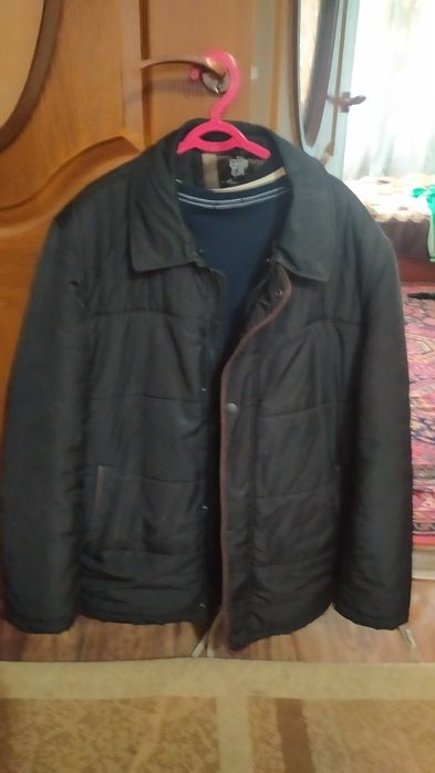 Продам три куртки мужские