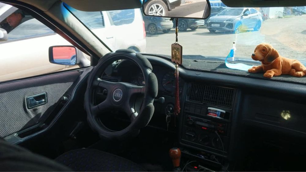 Продам ауди 80 б4