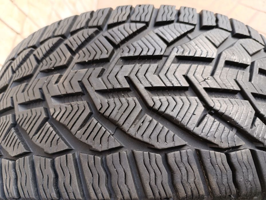 Зимни гуми Riken 245/40/18, летни гуми Uniroyal