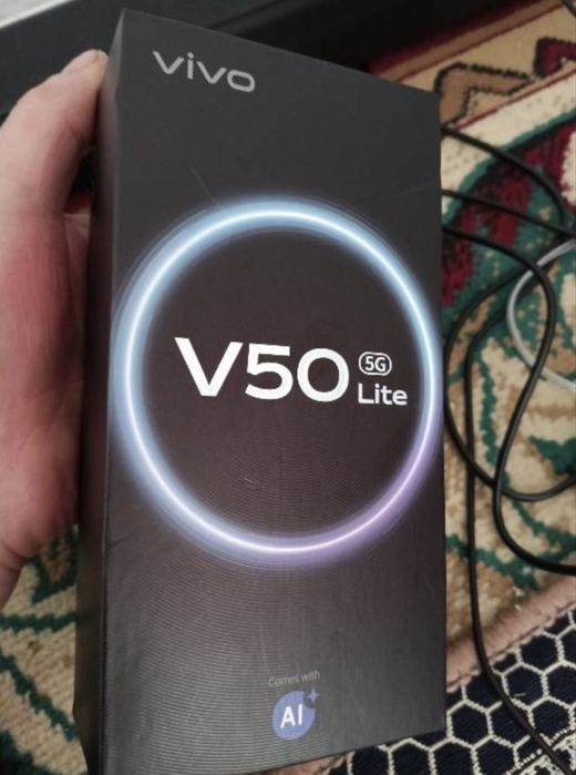Продается Vivo 50