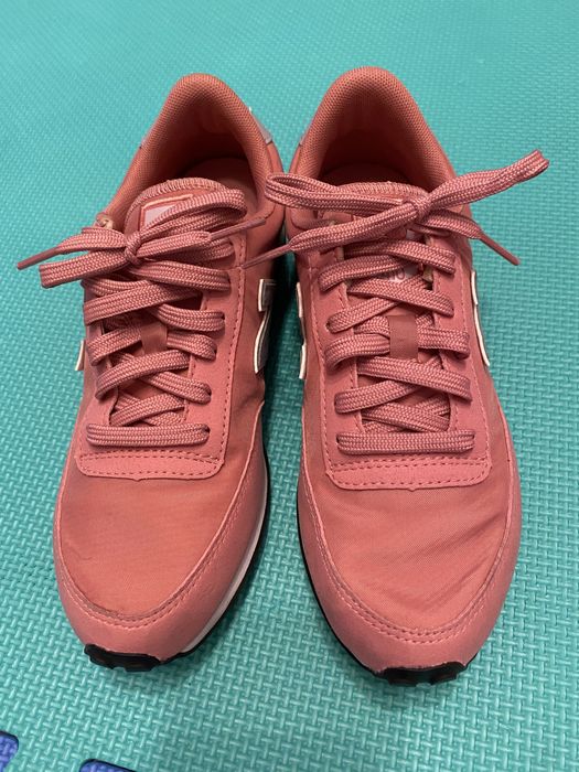New Balance 410 dama roz prafuit 37,5 (24 cm brant)