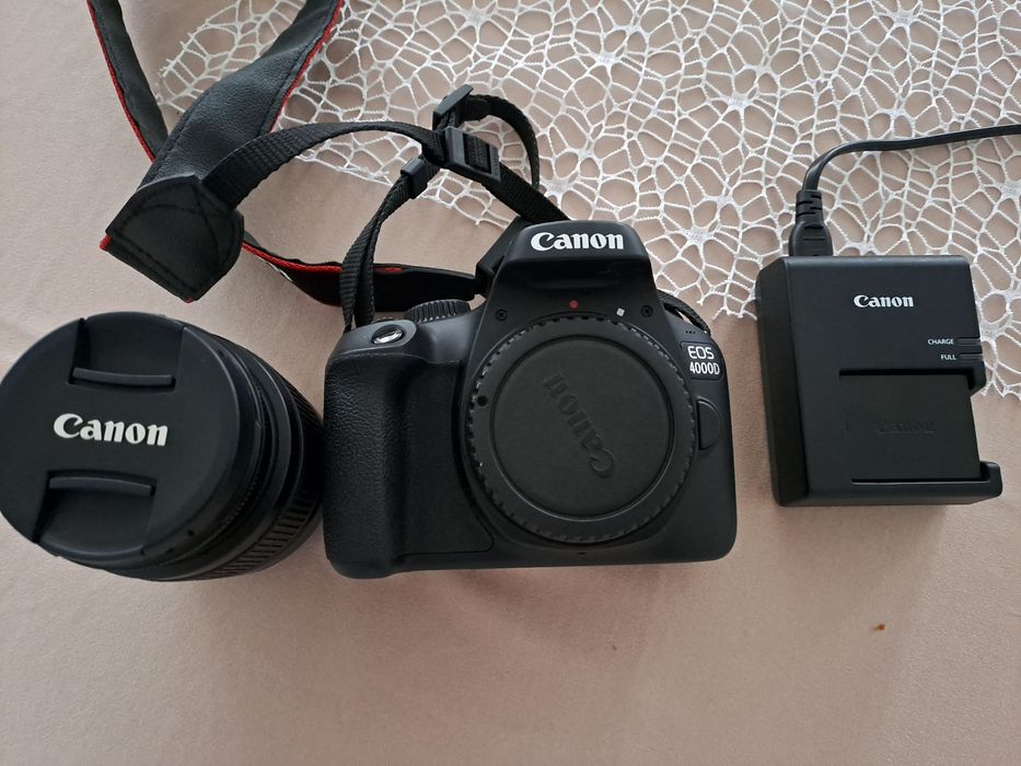 Aparat foto Canon EOS 4000D