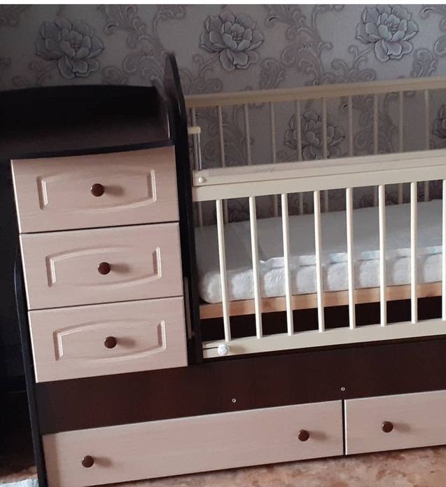 Детская кровать с тумбой