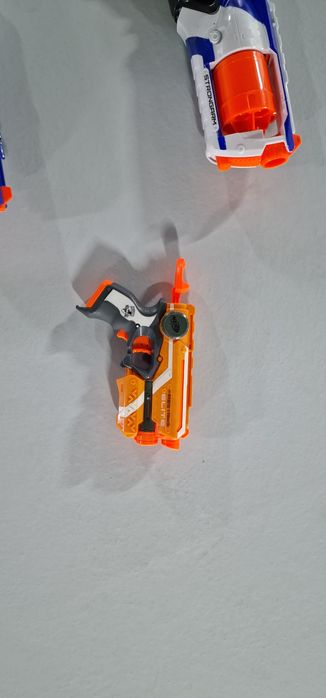 Nerf / нърф пистолети