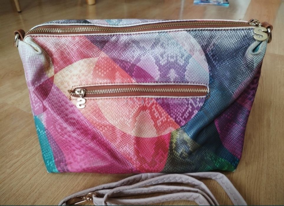 Дамски чанти U. S. Polo и Desigual