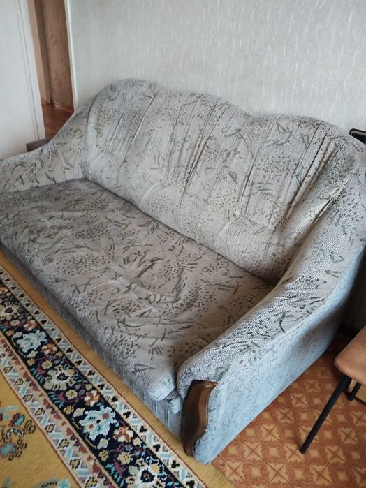 Диван раскладной за 5000 тг.